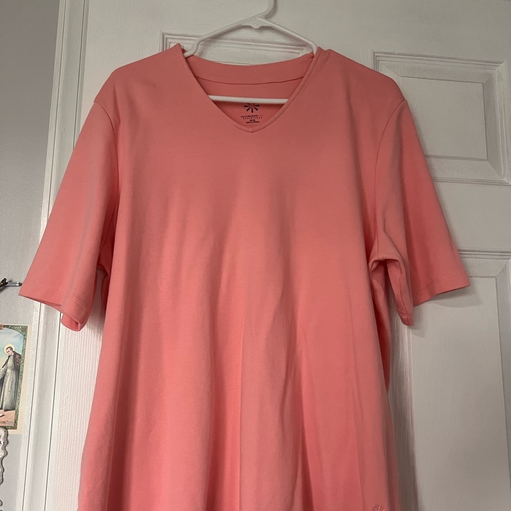 Women's Peach V-Neck Top